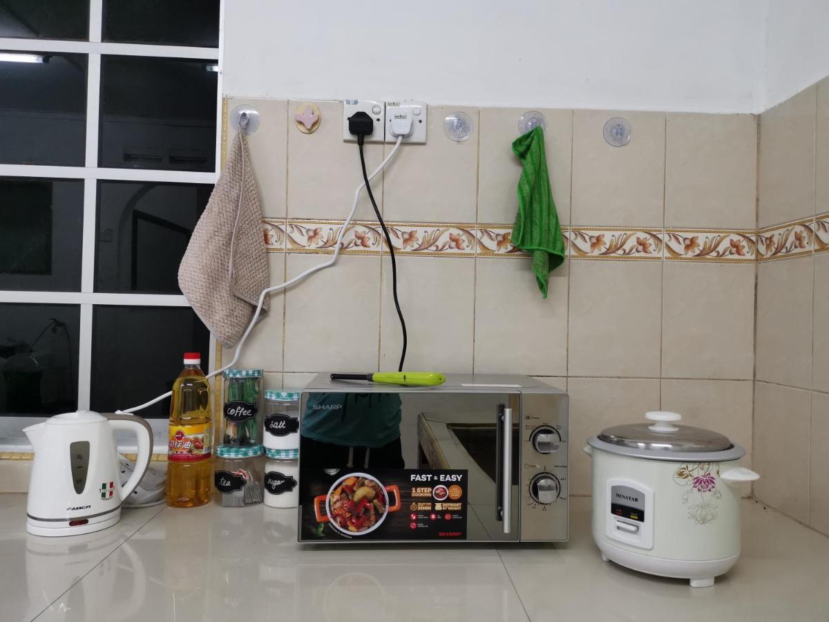 Sri Makmur Pontian Homestay Pontian Besar Exterior photo