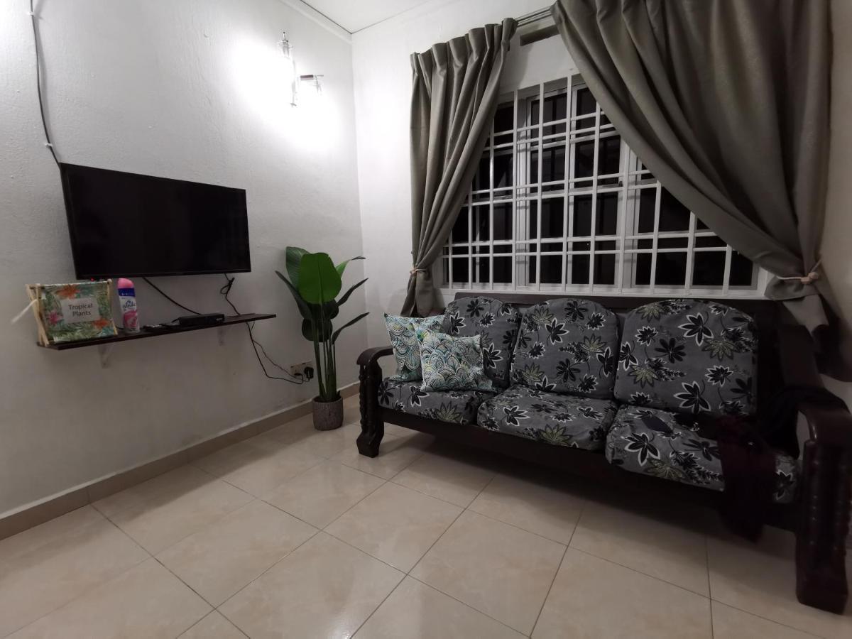 Sri Makmur Pontian Homestay Pontian Besar Exterior photo